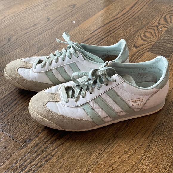 superstar women Pink